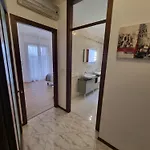Spacious 2-bedroom Near Pordenone, Quiet Area アパート Cordenons