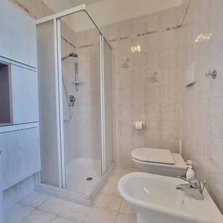 Apartman Casa Raut - Spacious 2-bedroom Or 3-bedroom Near Pordenone And Aviano - Quiet Area *