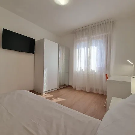 Casa Raut - Spacious 2-bedroom Or 3-bedroom Near Pordenone And Aviano - Quiet Area Apartman *
