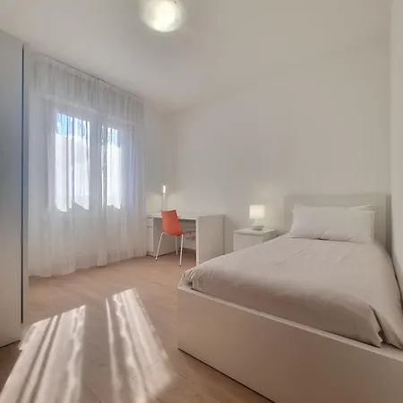 Apartman Casa Raut - Spacious 2-bedroom Or 3-bedroom Near Pordenone And Aviano - Quiet Area *